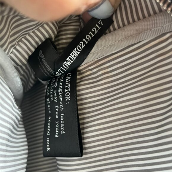 Loungefly Alice in Wonderland Wild Flowers Mini Backpack Pre-Owned W/Heart Logo - Picture 10 of 15